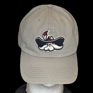 UNLV Runnin Rebels Fitted Embroidered Gray Baseball Cap Size M 47 Brand